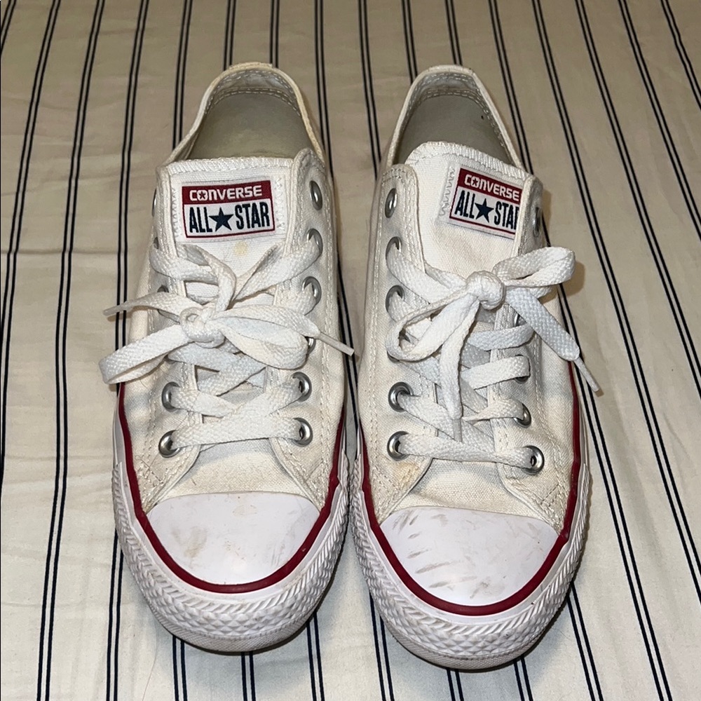 Converse White and Red Classic Sneakers size 8